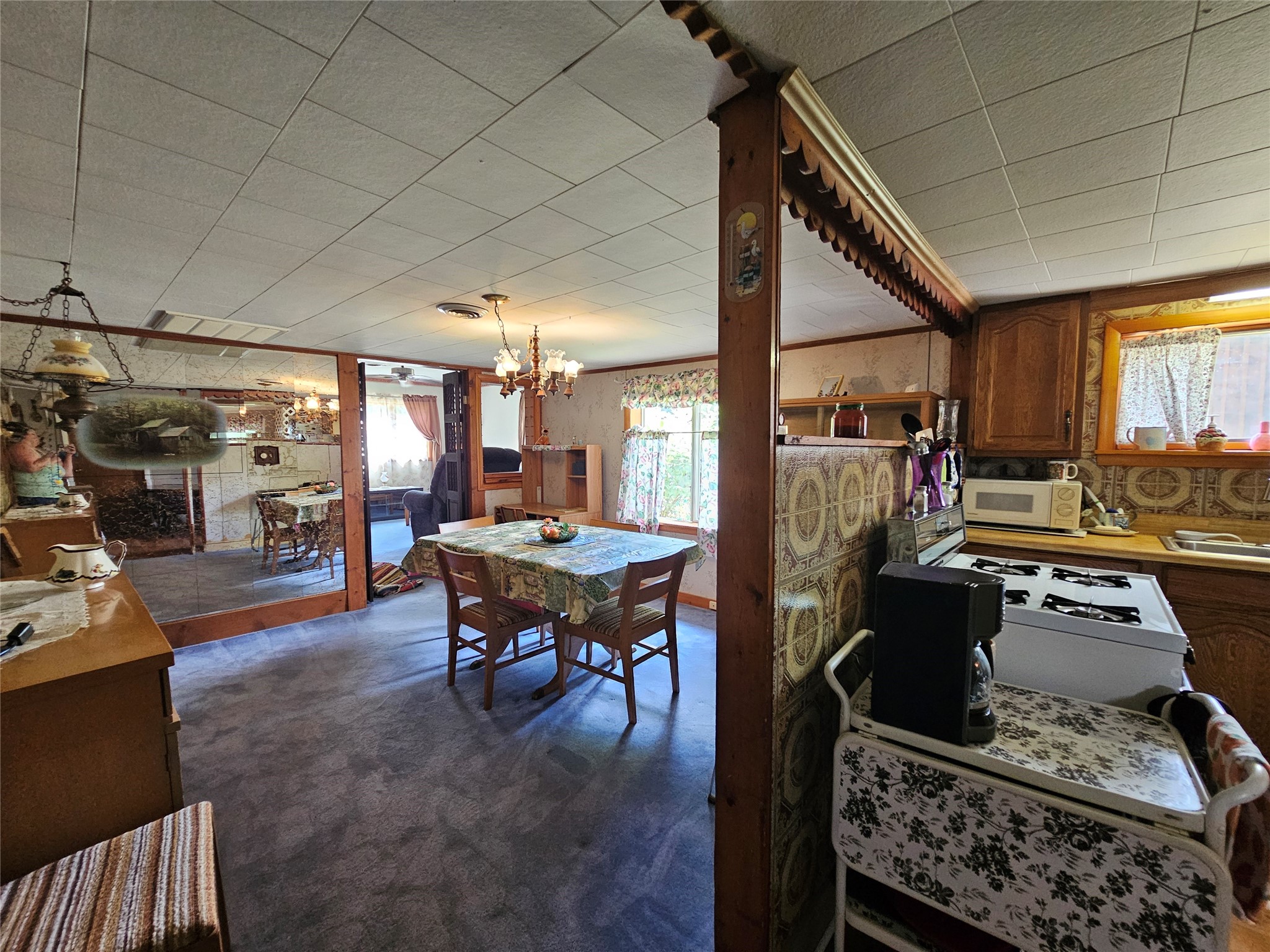 824 Day Hollow Road Endicott, NY 13760 - Photo 9 of 35