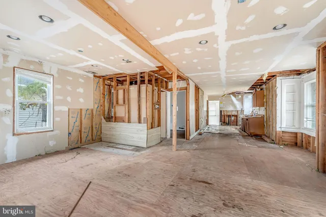 $99,900 | 716 West Adams Avenue, Pleasantville, NJ 08232