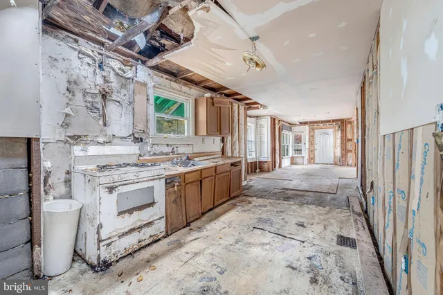 $99,900 | 716 West Adams Avenue, Pleasantville, NJ 08232