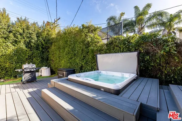 $7,200 | 1112 South Highland Avenue, Los Angeles, CA 90019