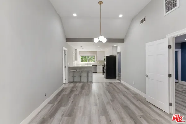$7,200 | 1112 South Highland Avenue, Los Angeles, CA 90019