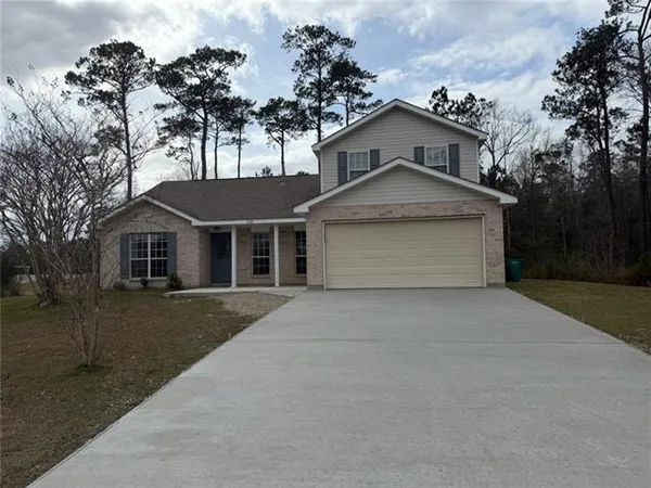 $2,300 | 1045 Claire Drive, Slidell, LA 70461