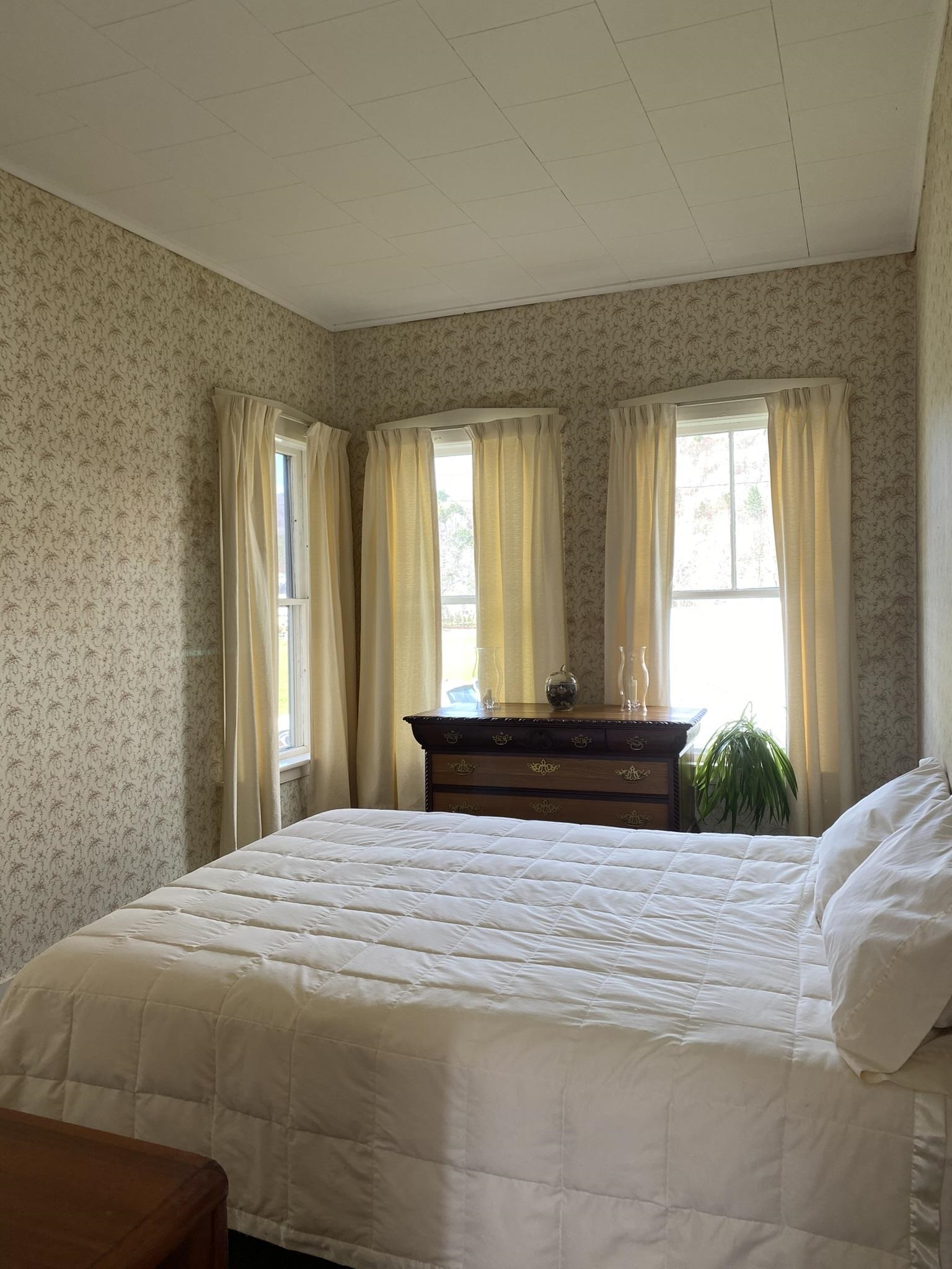 61 Putnam Road Bridgewater, VT 05035 - Photo 17 of 34