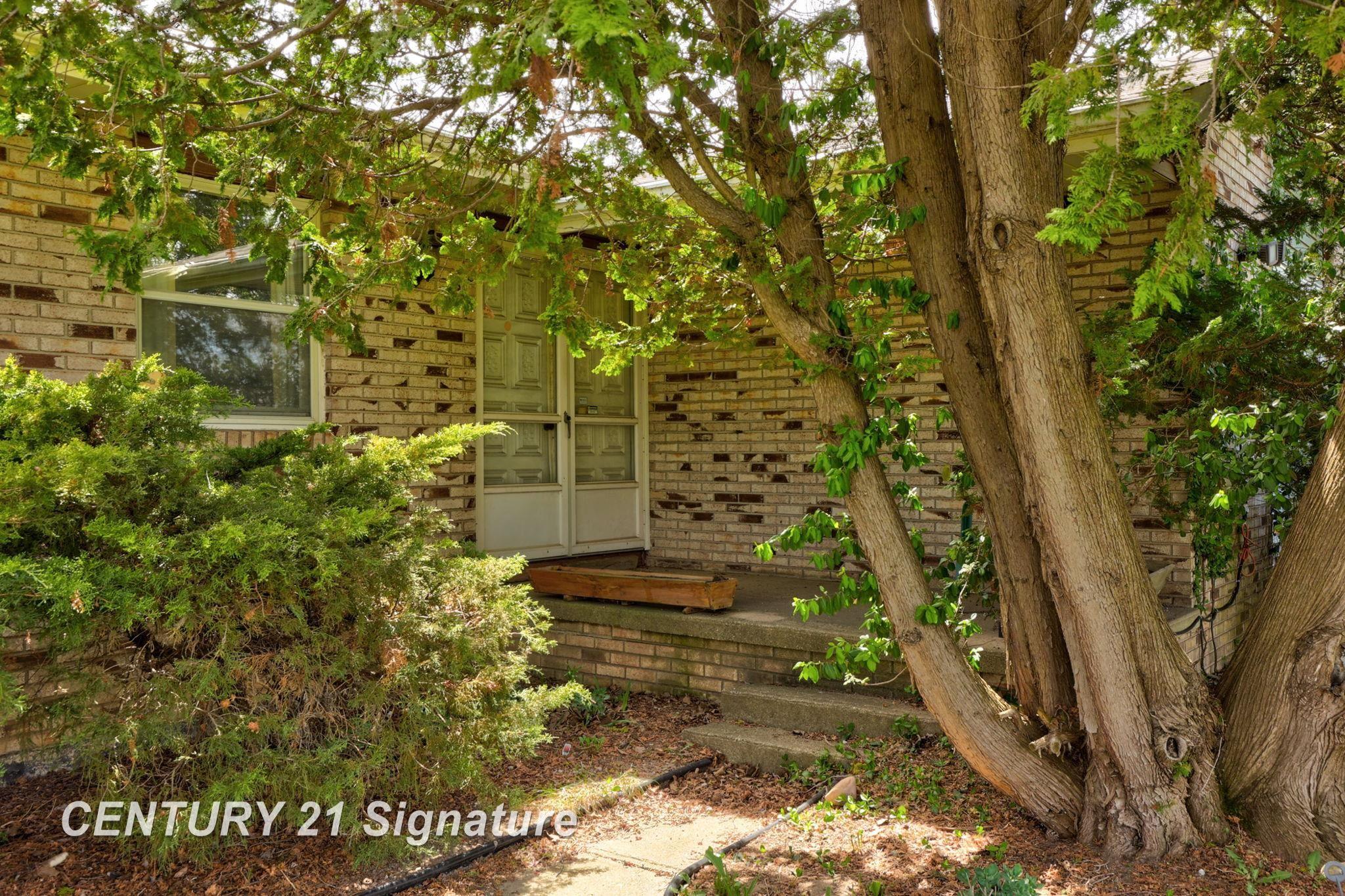 12595 Brant Road St. Charles, MI 48655 - Photo 4 of 43