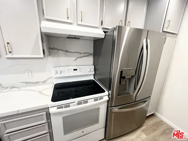 $2,700 | 1750 Camino Palmero Street, Unit 542, Los Angeles, CA 90046