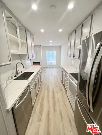 $2,700 | 1750 Camino Palmero Street, Unit 542, Los Angeles, CA 90046