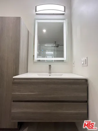 $2,700 | 1750 Camino Palmero Street, Unit 542, Los Angeles, CA 90046