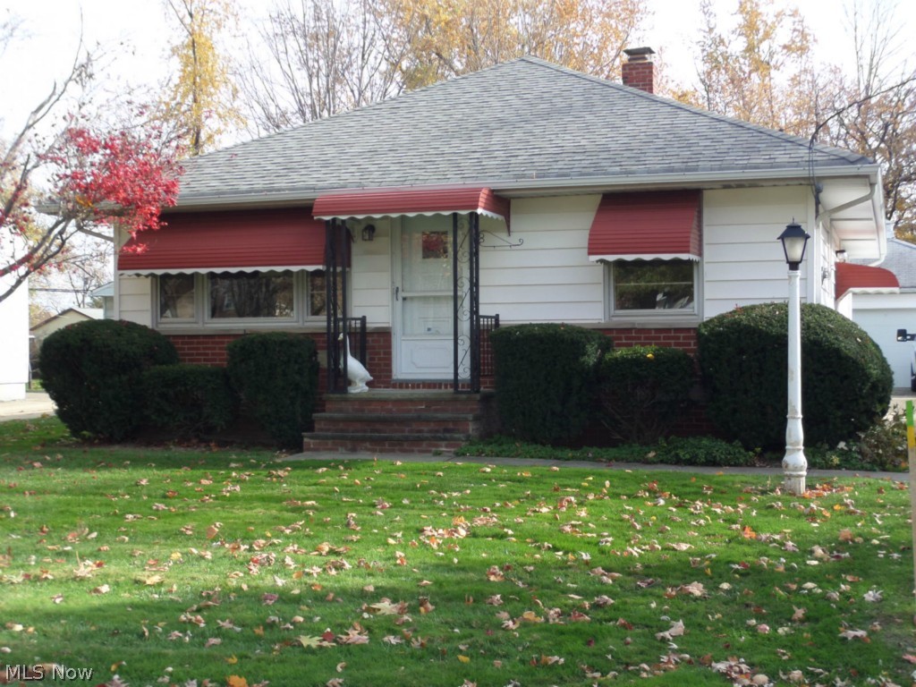 1581 Lander Road Cleveland, OH 44124 - Photo 1 of 25