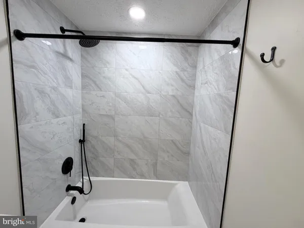 $2,495 | 4681 Whitely Court, Woodbridge, VA 22193
