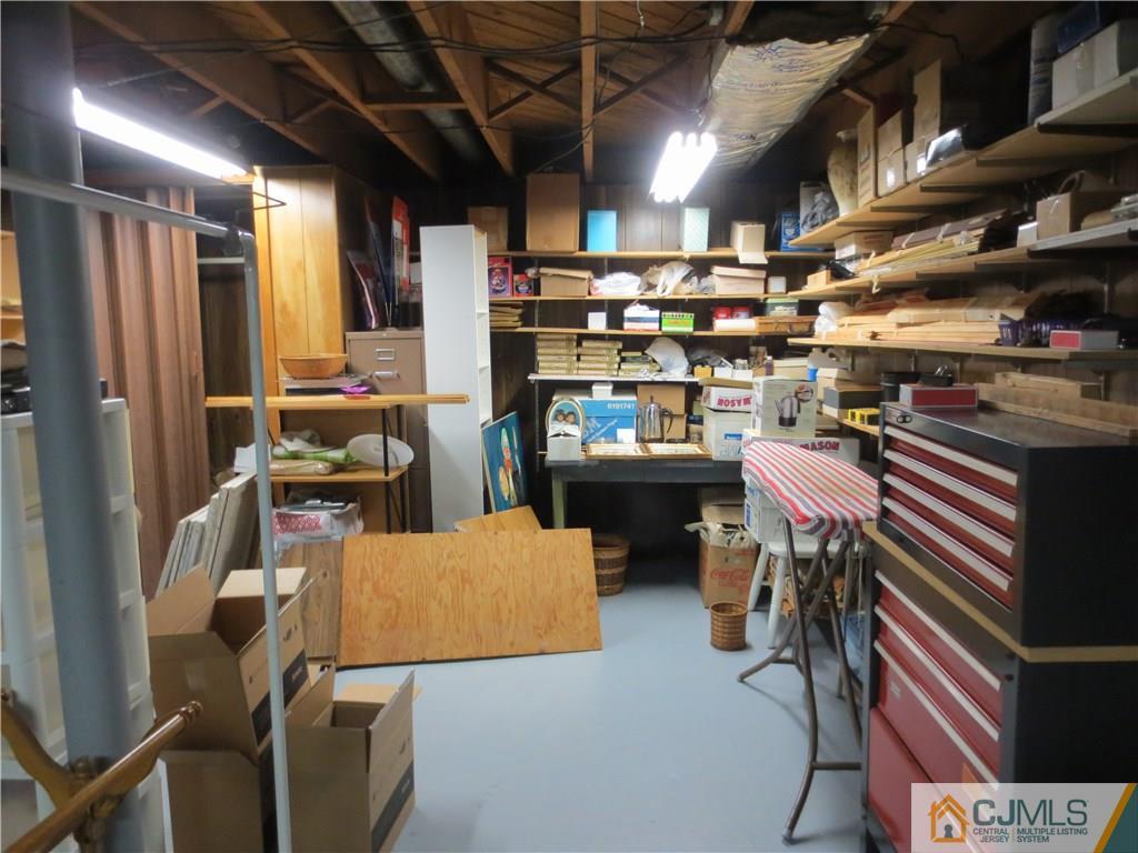 68 Rieder Road Edison, NJ 08817 - Photo 11 of 11 Gallery Image 11