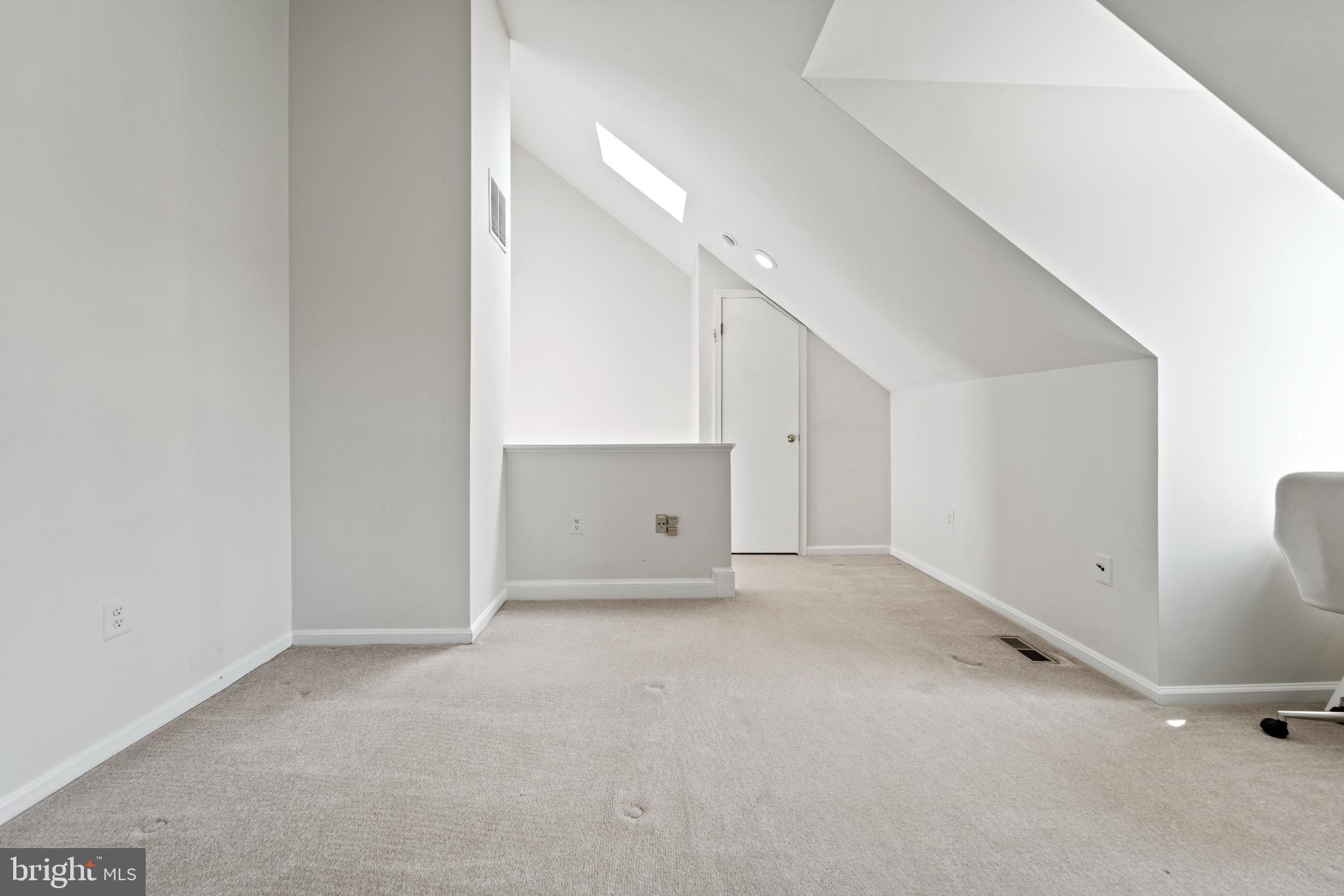 1235 Portner Road Alexandria, VA 22314 - Photo 18 of 23 a view of an empty room
