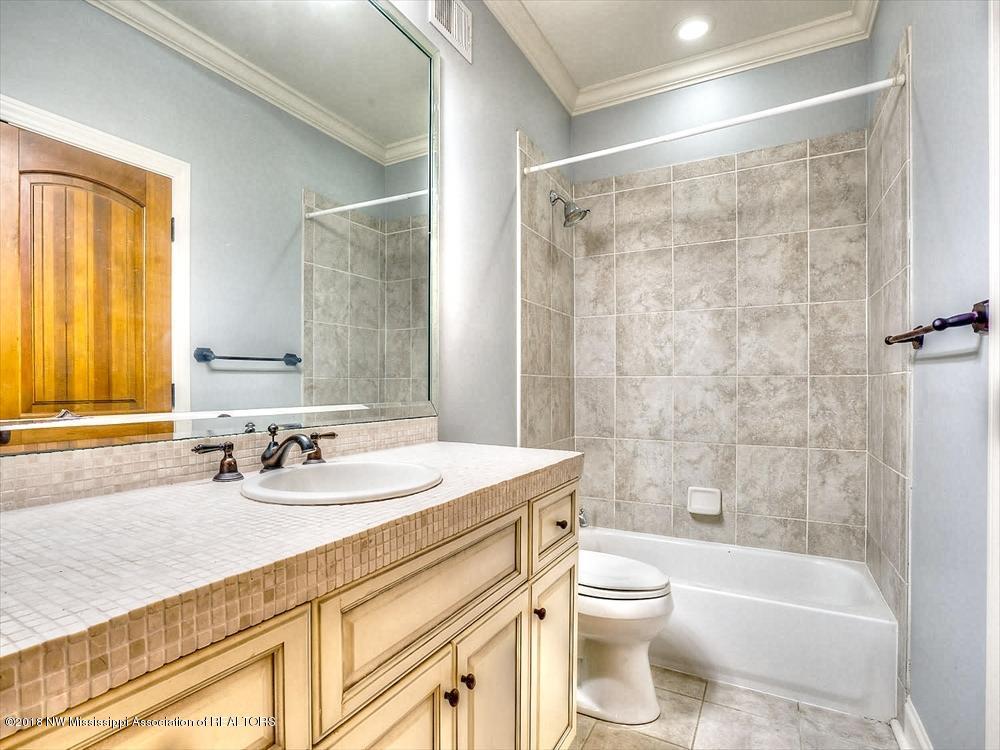 1407 Ranch Drive Senatobia, MS 38668 - Photo 41 of 65 Full Bath Up Addtl 2