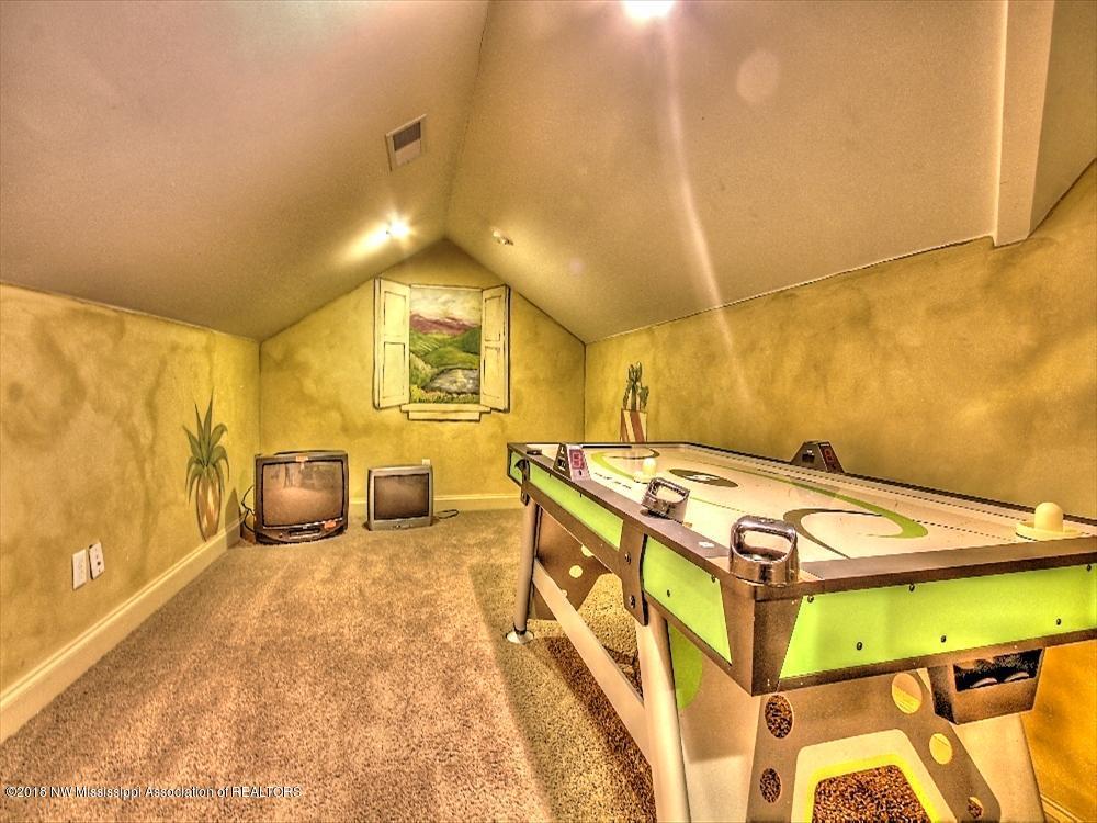 1407 Ranch Drive Senatobia, MS 38668 - Photo 49 of 65 3rd Floor Playroom