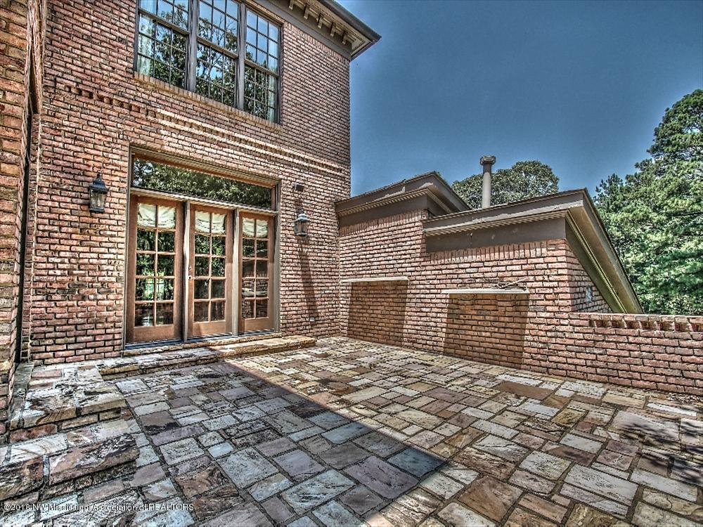 1407 Ranch Drive Senatobia, MS 38668 - Photo 55 of 65 Patio Off Living Room