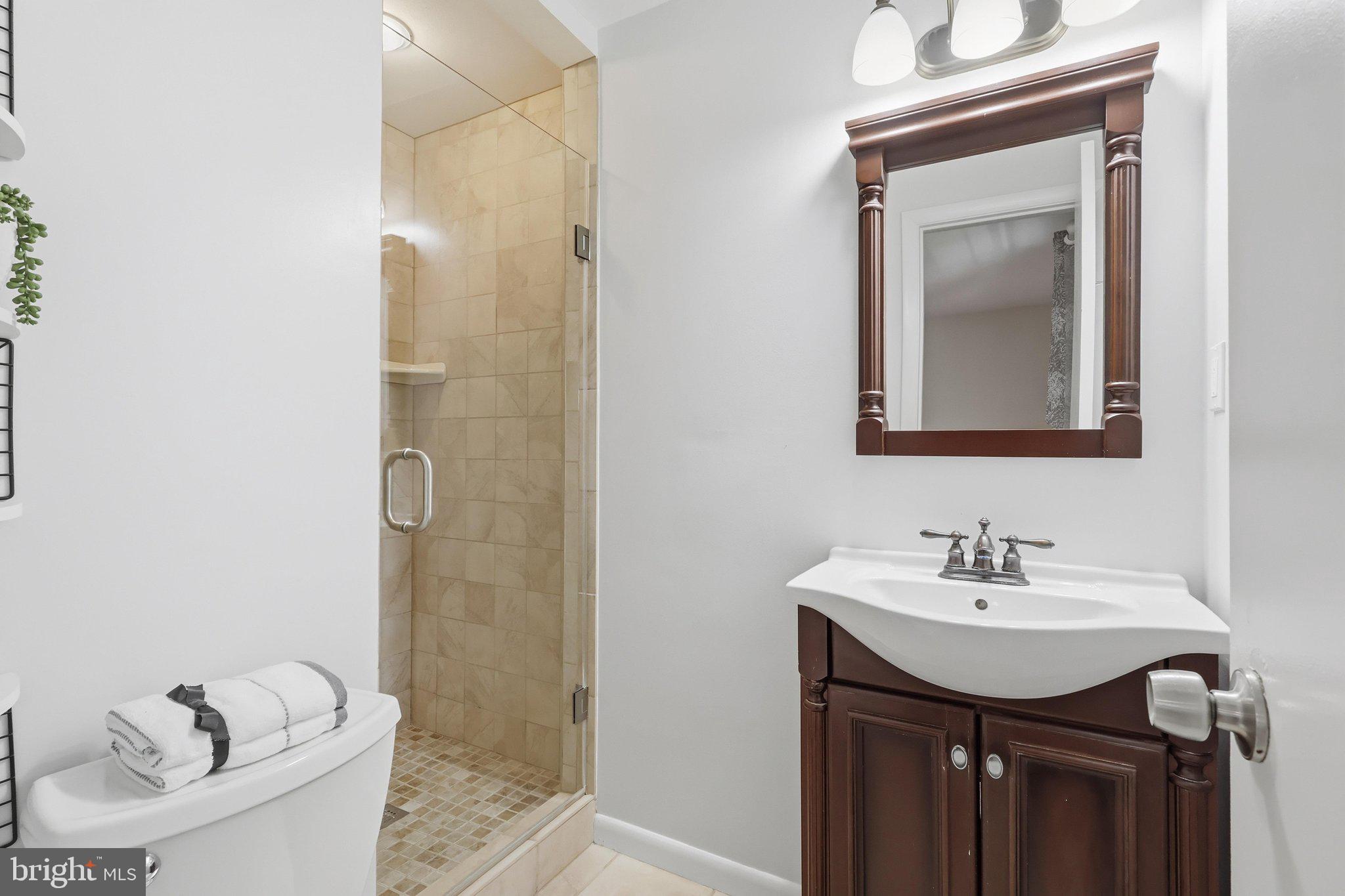 2322 Windsor Road Alexandria, VA 22307 - Photo 22 of 60 Gallery Image 22