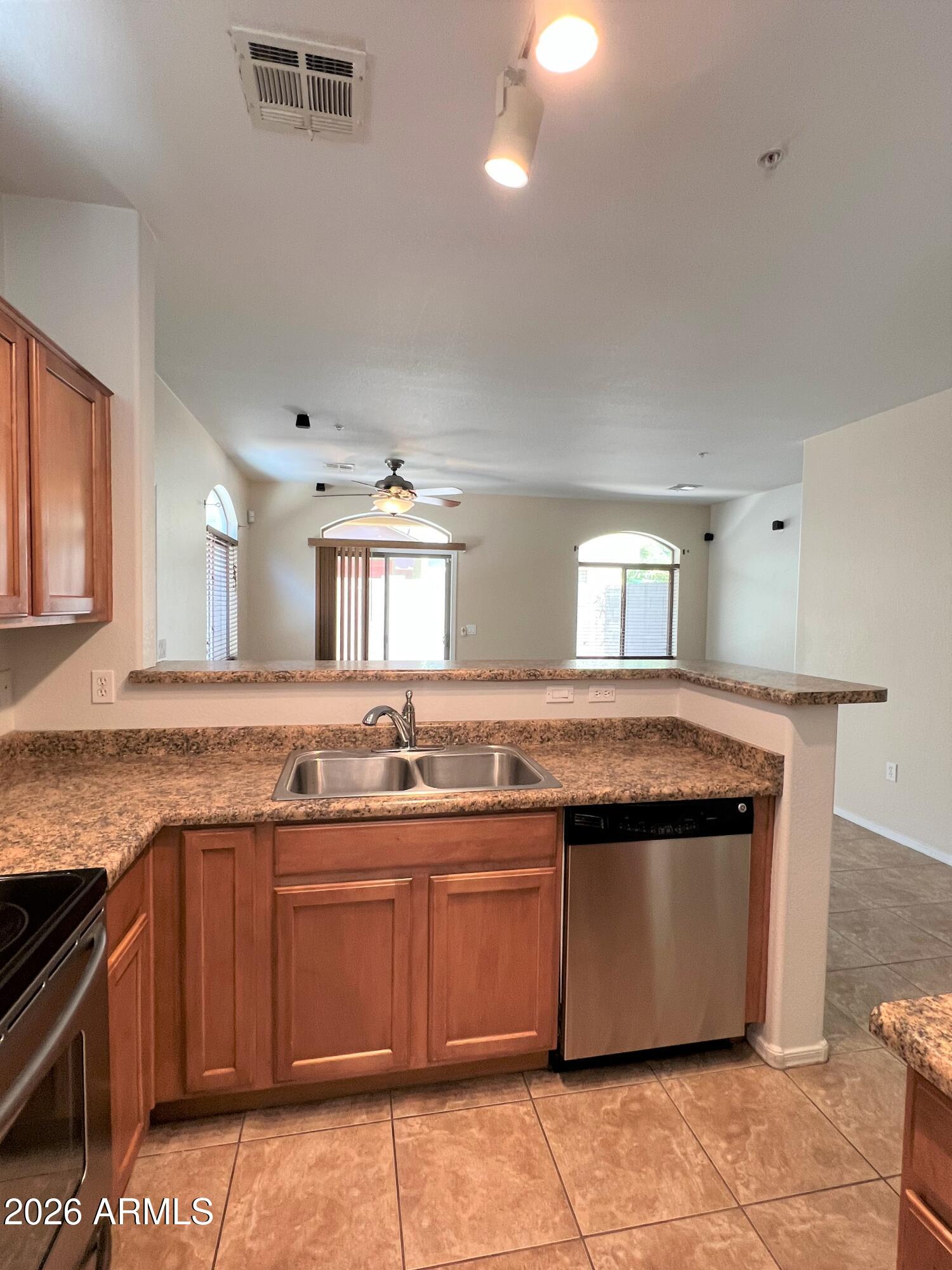 2150 West Alameda Road, Unit 1045 Phoenix, AZ 85085 - Photo 16 of 49 IMG_5945