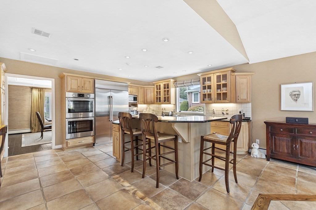34 Sevland Road Newton, MA 02459 - Photo 8 of 40 Gallery Image 8