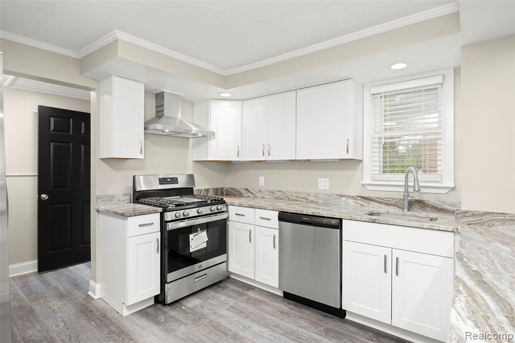 2983 Kenmore Road Berkley, MI 48072 - Photo 10 of 23 Gallery Image 10