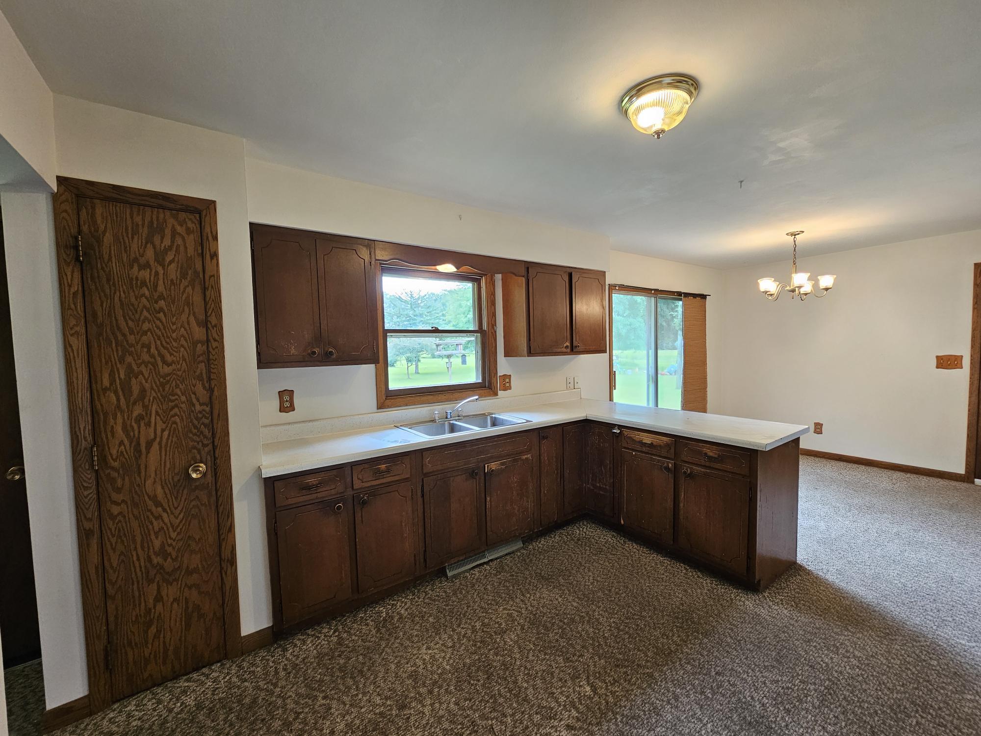 W8048 County Rd ZB Onalaska, WI 54650 - Photo 6 of 30 106 Kitchen 3