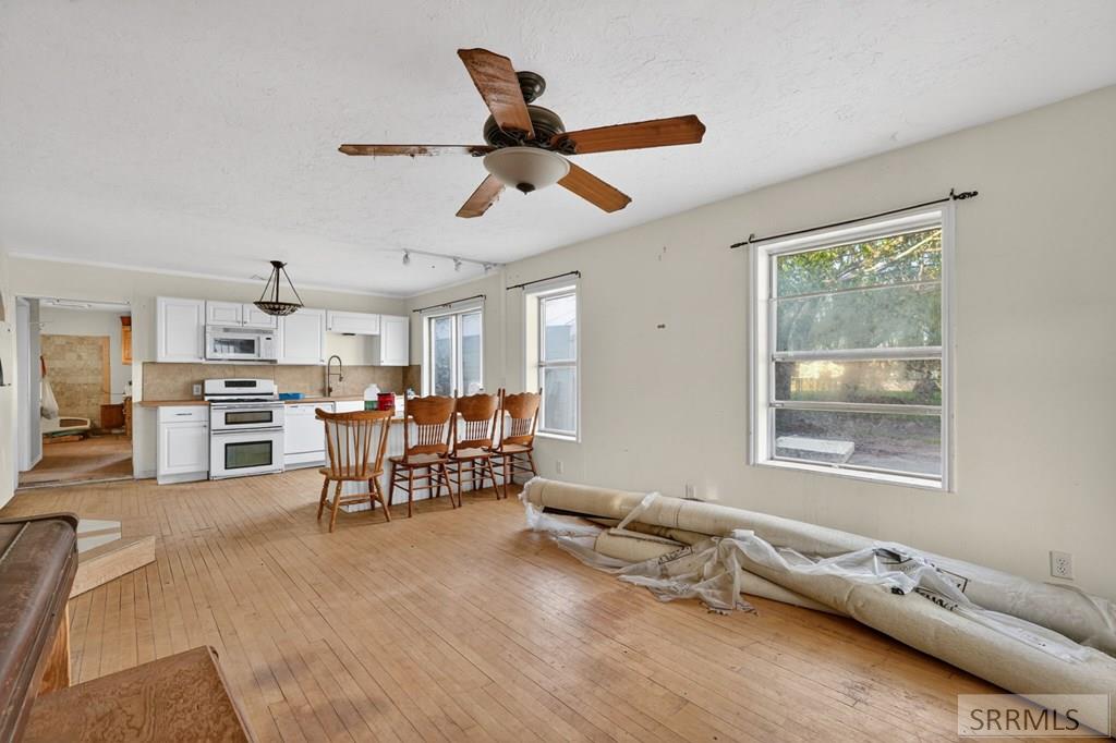 234 West Parker Main Street Parker, ID 83445 - Photo 4 of 24
