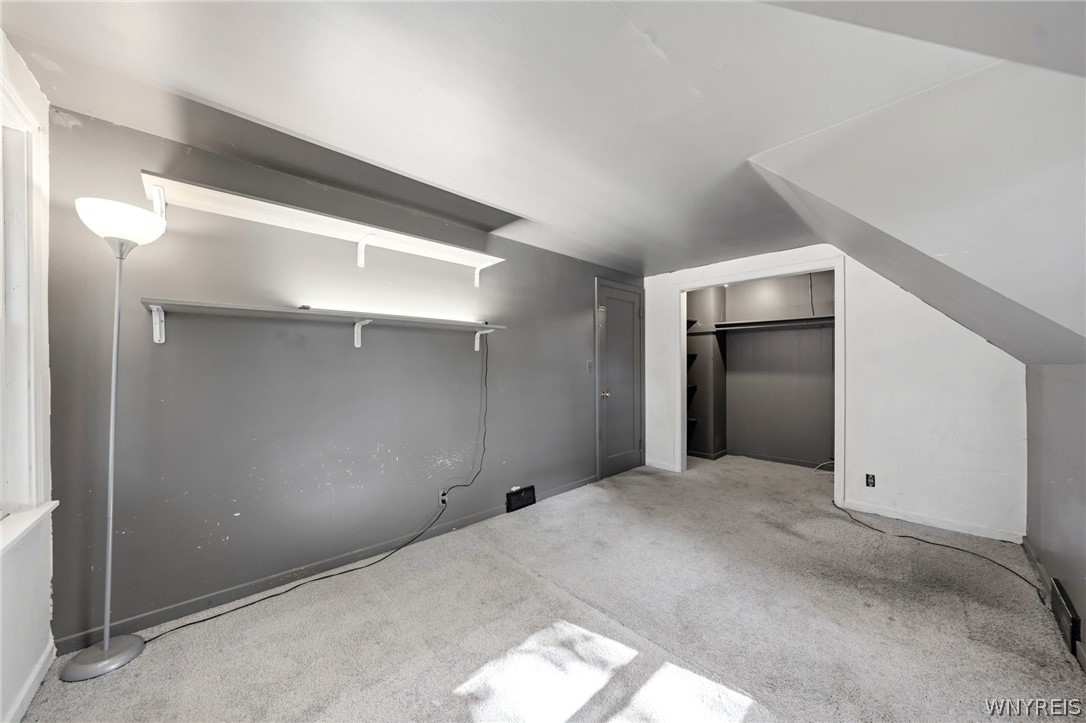 6467 Chestnut Ridge Road Orchard Park, NY 14127 - Photo 25 of 45 2nd Floor Bedroom