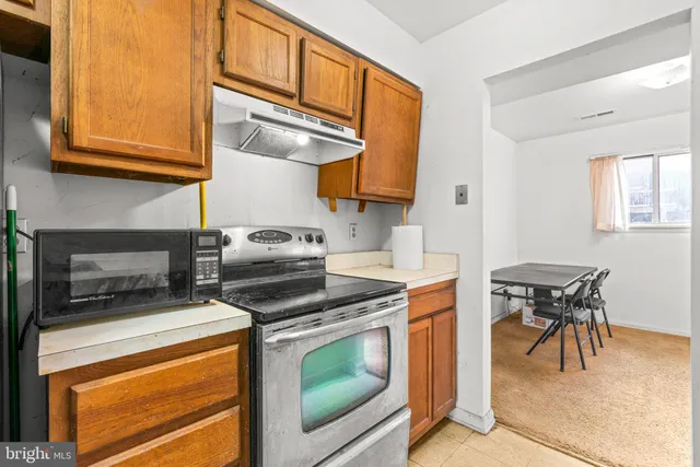 $285,000 | 10390 May Wind Court, Columbia, MD 21044