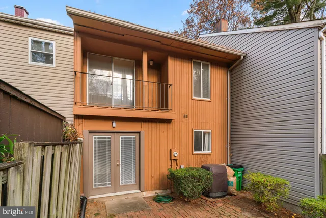 $285,000 | 10390 May Wind Court, Columbia, MD 21044