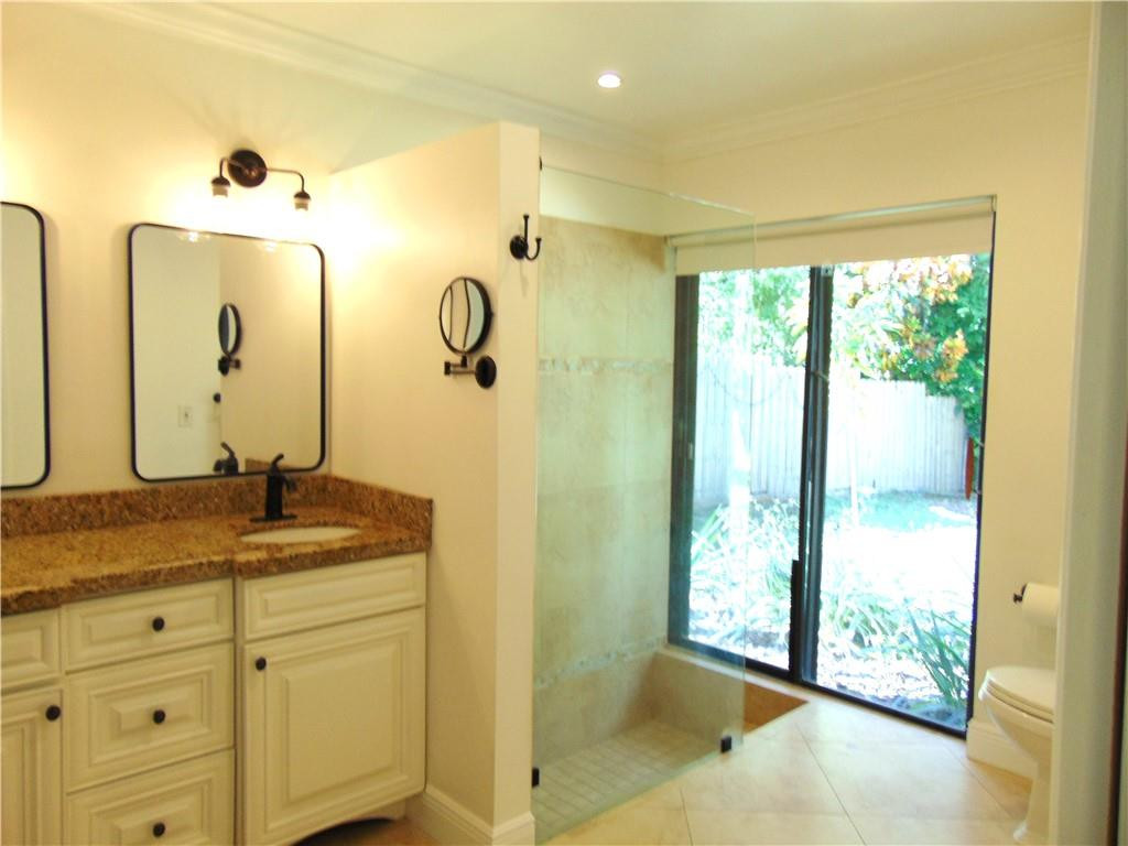 8847 Escondido Way East Boca Raton, FL 33433 - Photo 11 of 24 Photo 11