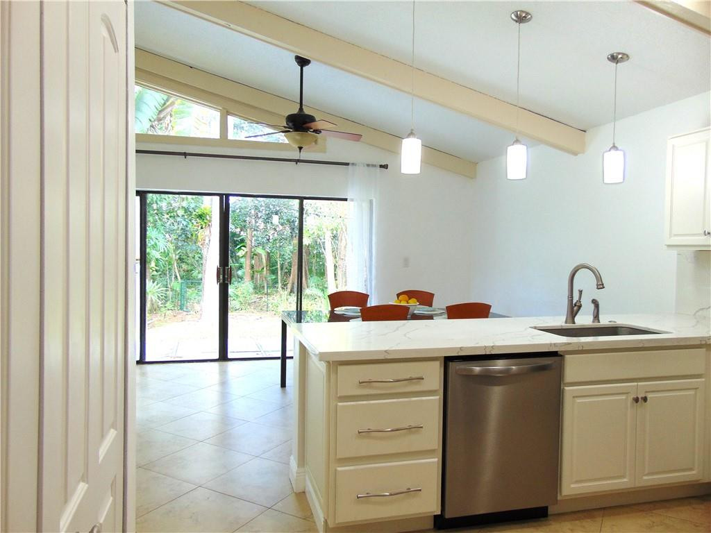 8847 Escondido Way East Boca Raton, FL 33433 - Photo 5 of 24 Photo 5