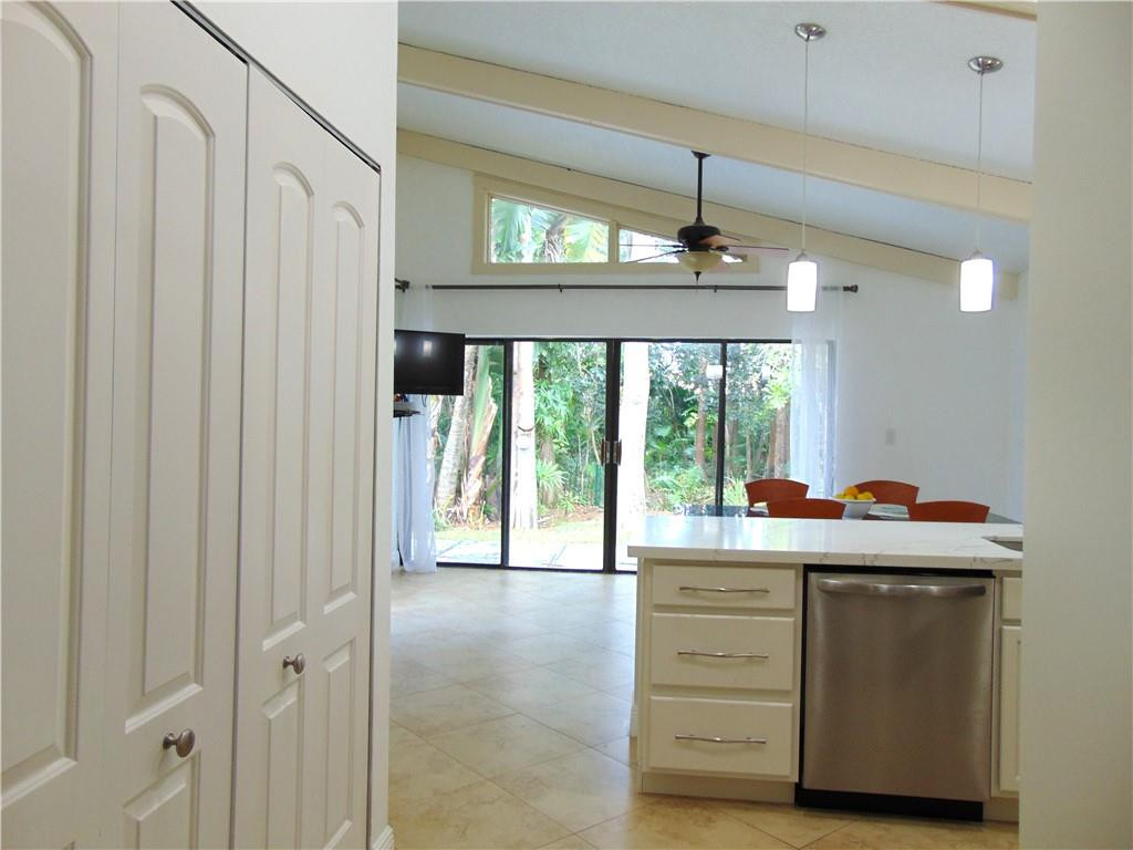8847 Escondido Way East Boca Raton, FL 33433 - Photo 7 of 24 Photo 7