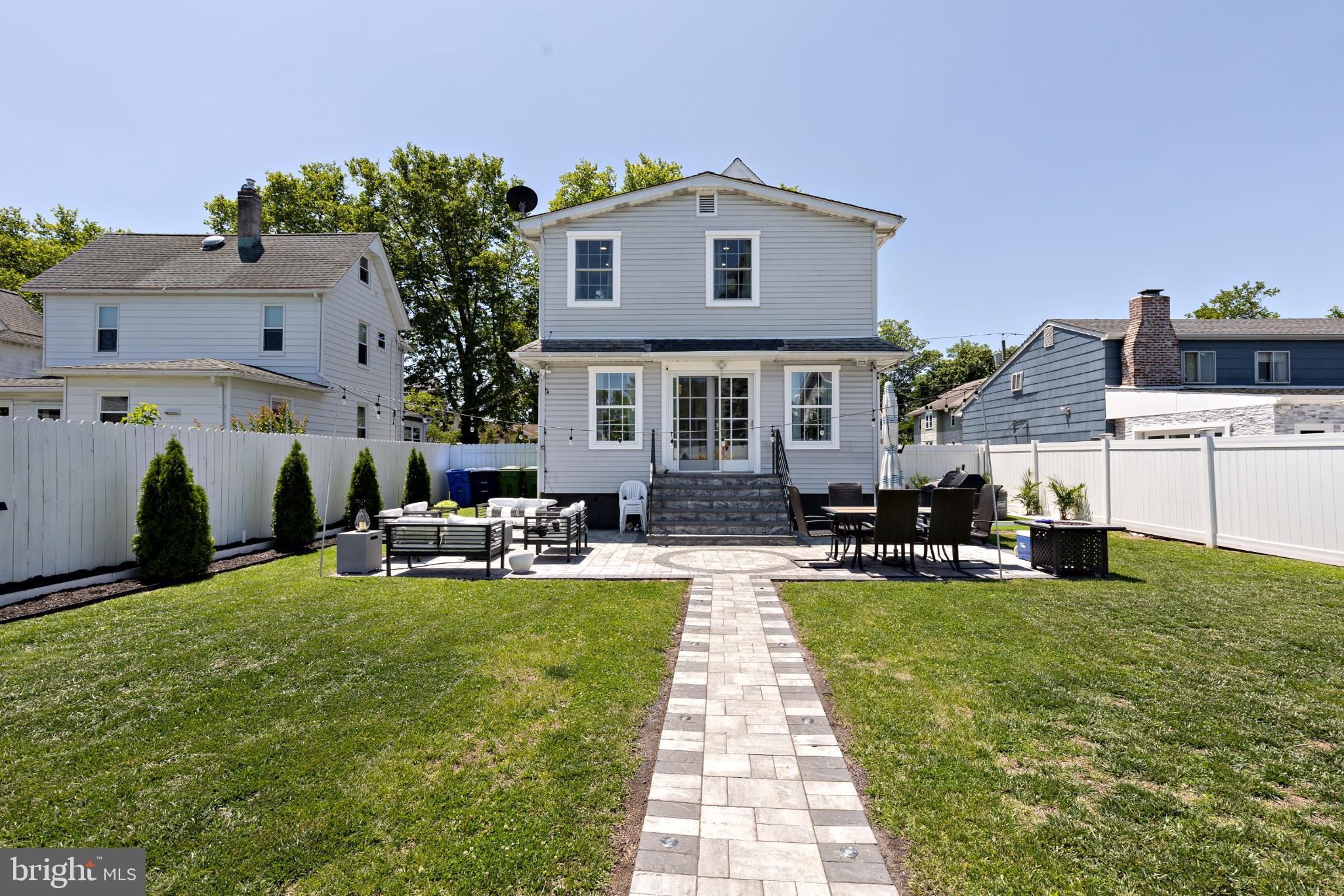412 Horace Avenue Palmyra, NJ 08065 - Photo 21 of 24 a front view of house with yard