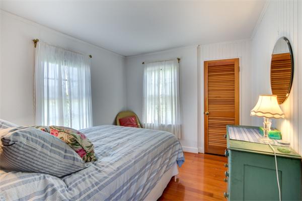 12 Eden Road Rockport, MA 01966 - Photo 8 of 13 Gallery Image 8