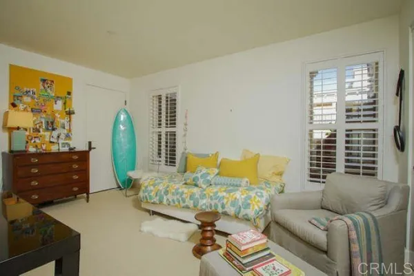 $9,000 | 1040 Genter Street, Unit 205, La Jolla, CA 92037