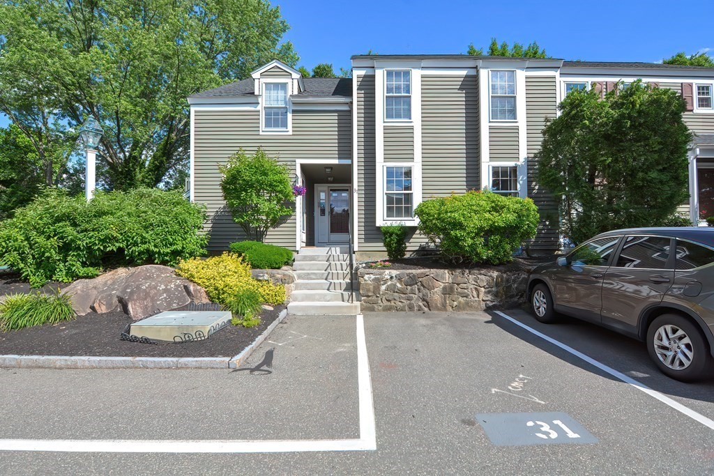 31 Shaw Farm Road, Unit 31 Canton, MA 02021 - Photo 3 of 31