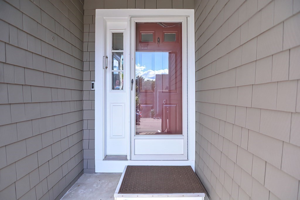 31 Shaw Farm Road, Unit 31 Canton, MA 02021 - Photo 4 of 31