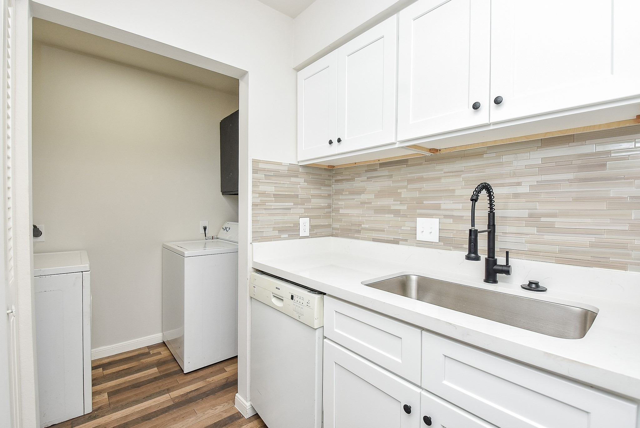 3644 Ocee Street Houston, TX 77063 - Photo 14 of 32 a close view of sink and tap