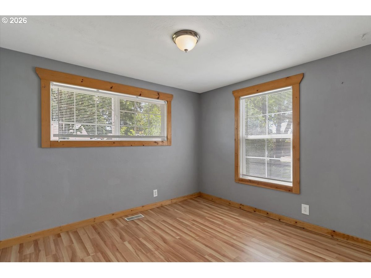 4335 Lone Oak Road Southeast Salem, OR 97302 - Photo 22 of 35