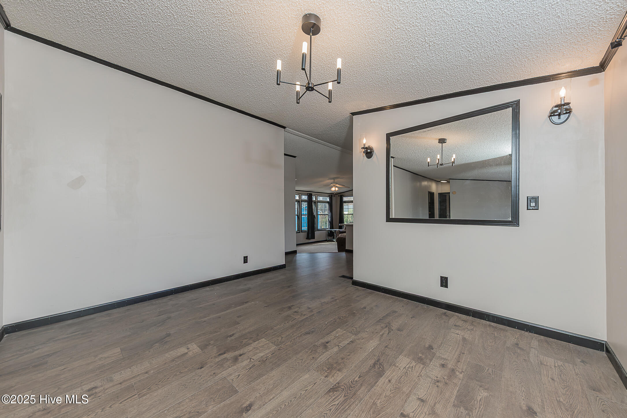 607 Maynard Boulevard Jacksonville, NC 28546 - Photo 15 of 66 15DINING