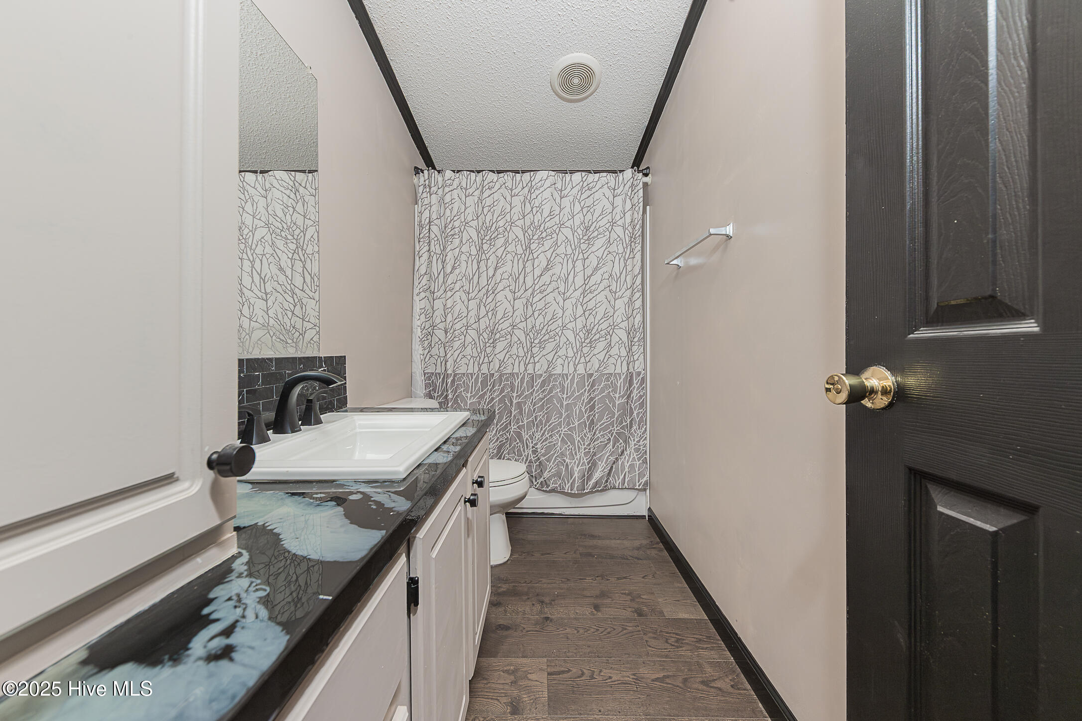 607 Maynard Boulevard Jacksonville, NC 28546 - Photo 43 of 66 43FULLBATH