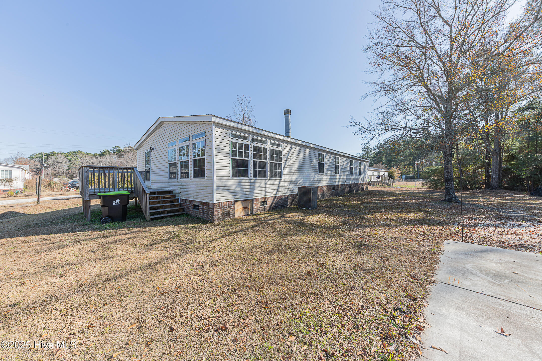 607 Maynard Boulevard Jacksonville, NC 28546 - Photo 50 of 66 50REAR