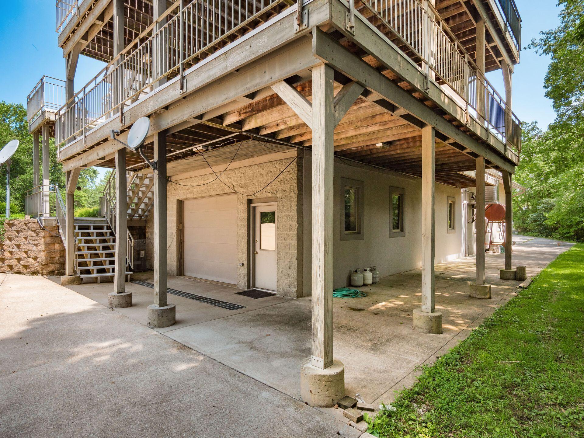 236 Tom Corwin Road Wellston, OH 45692 - Photo 75 of 104 COVERED PATIO