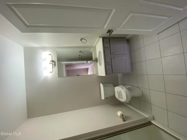 $3,567 | 2 West Avenue, Unit 201, Saratoga Springs, NY 12866