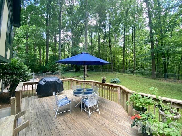 12713 Timberlane Court Raleigh, NC 27613 - Photo 3 of 20