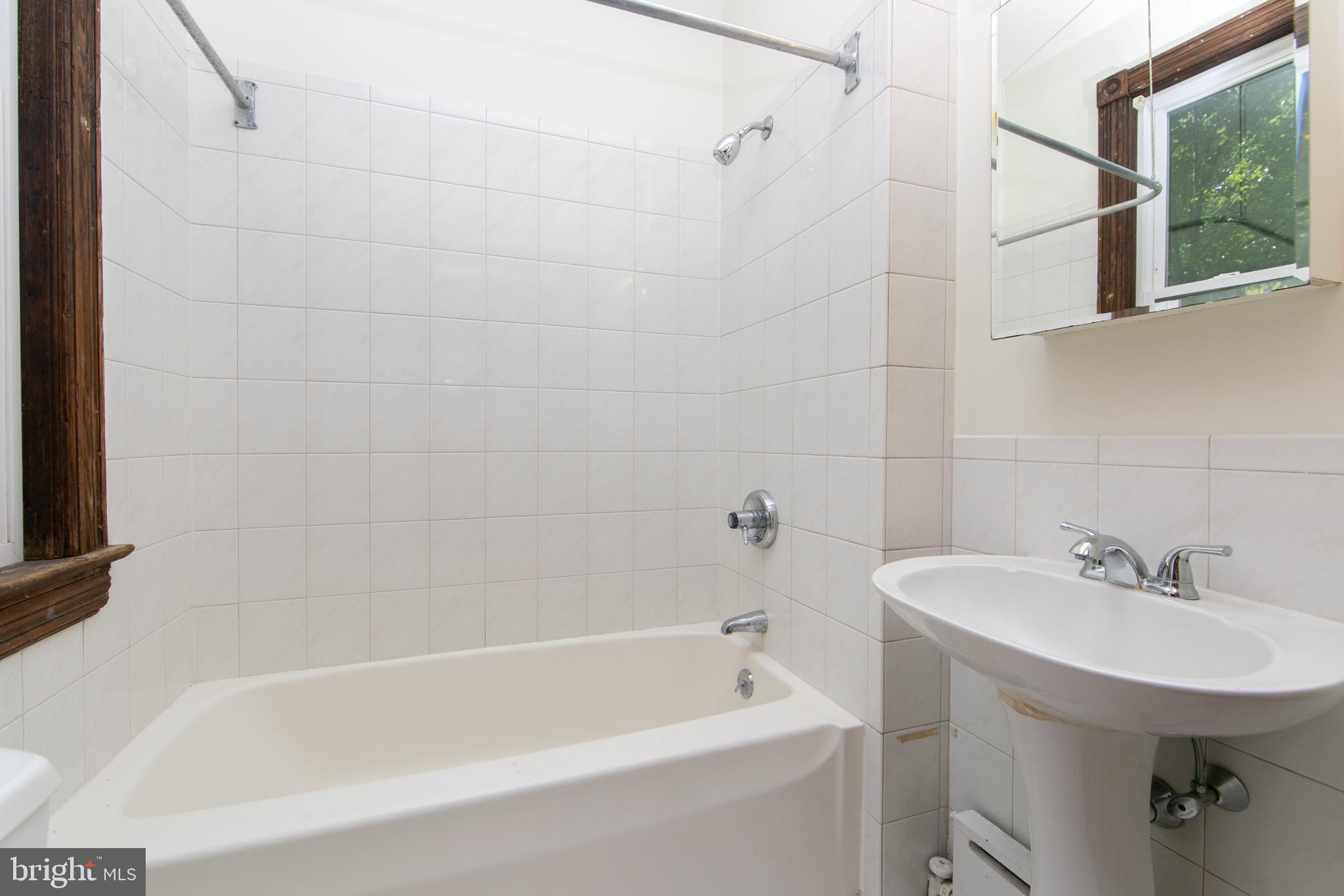 238 South Pavilion Avenue Riverside, NJ 08075 - Photo 30 of 56 Unit B