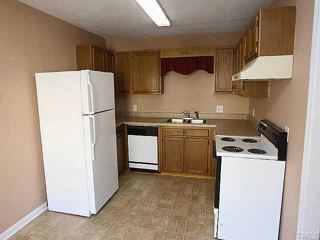 3615 Plumbridge Court Raleigh, NC 27613 - Photo 5 of 8 Gallery Image 5