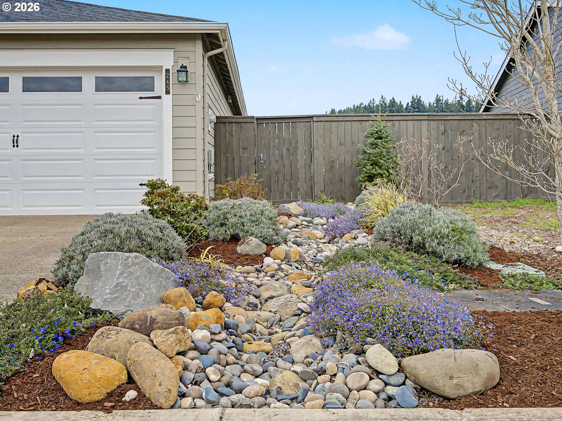 245 Northeast Hill Way Estacada, OR 97023 - Photo 44 of 45 a view of a bird bath
