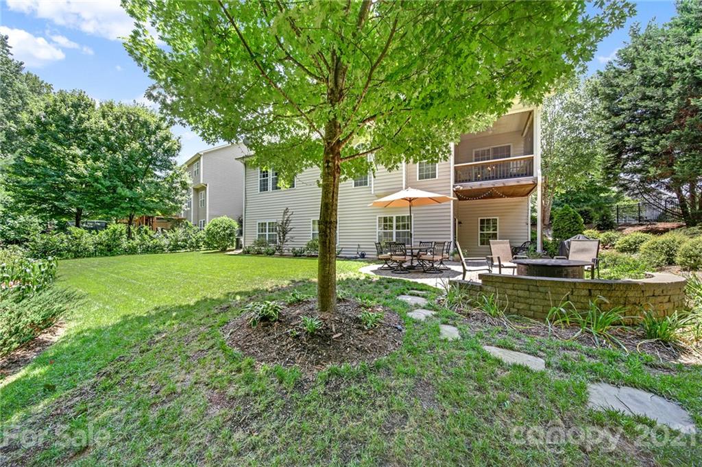 392 Windell Drive Fort Mill, SC 29708 - Photo 38 of 40 a house view with a garden space