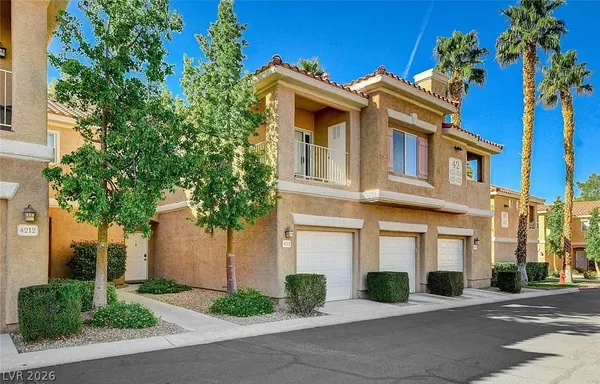 $1,800 | 251 South Green Valley Parkway, Unit 4213, Henderson, NV 89012