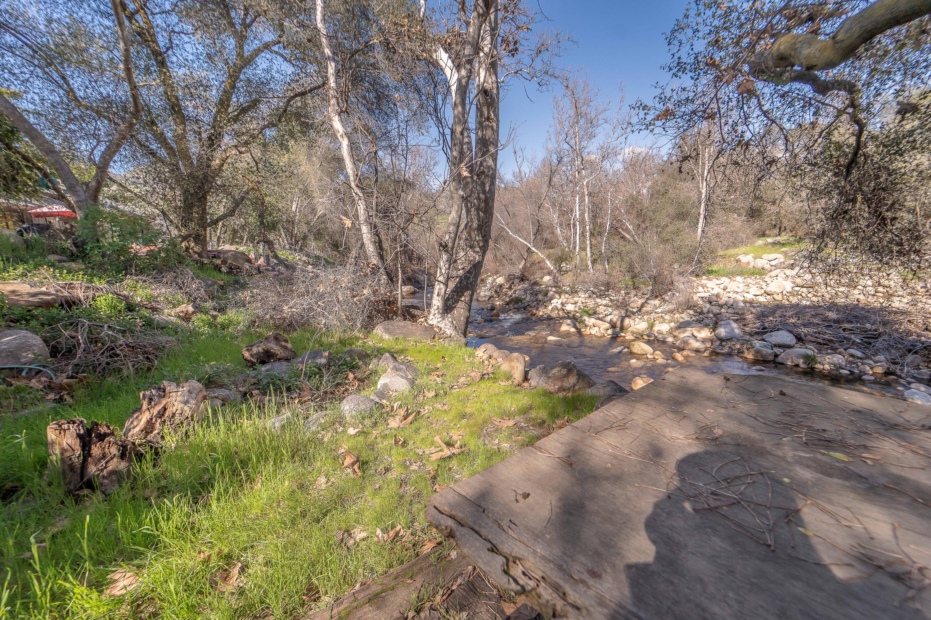 40518 Cherokee Oaks Drive Three Rivers, CA 93271 - Photo 18 of 33 -