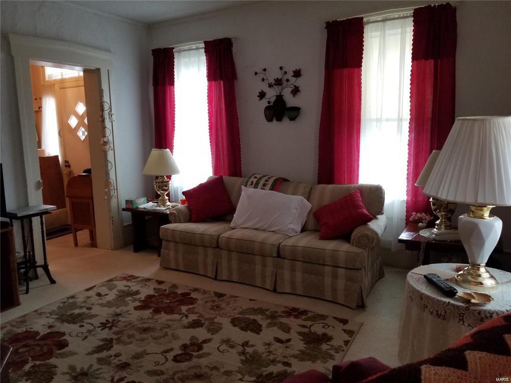435 Rountree Street Hillsboro, IL 62049 - Photo 7 of 30 Gallery Image 7